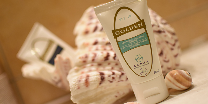 Golden Cream Ενυδατική και Αντηλιακή κρέμα προσώπου